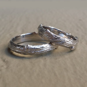 Twig Gold Wedding Band Set, Yellow, White, Green or Rose Gold, Set of Two Branch, Twig & Leaf Rings Hand sculpted by Dawn Vertrees